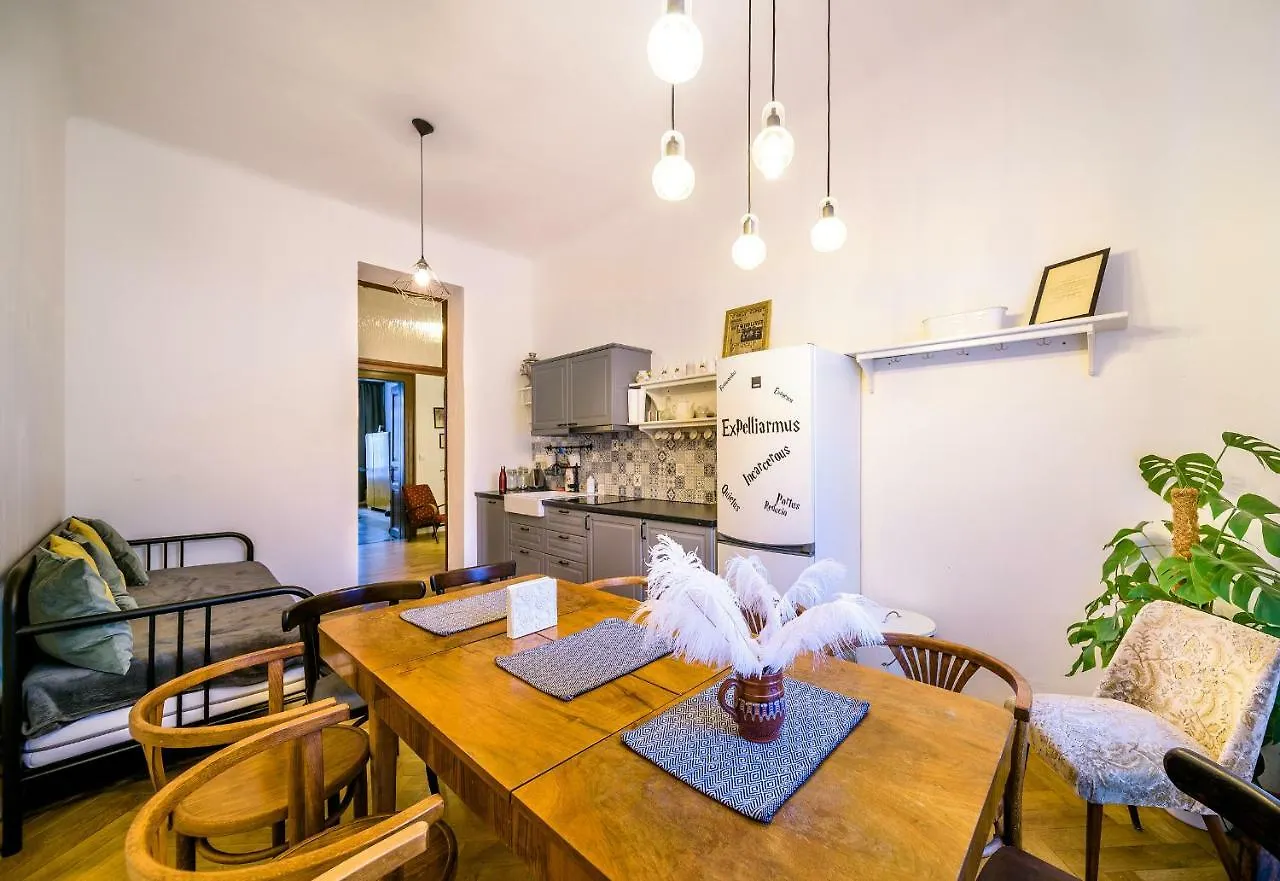 Harry Potter'S Apartment In Prague Center جمهورية التشيك